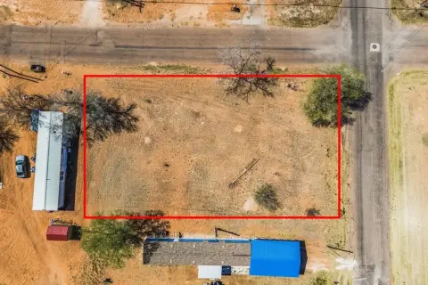 Residential Land in Seminole, TX