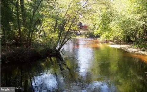 Land in Pine Lake Park