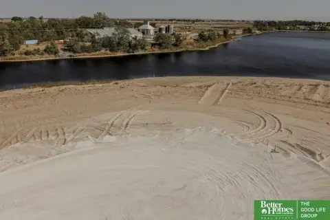 Residential Lots on 500-Acre Lake