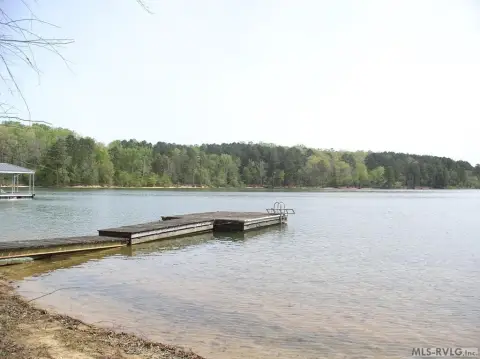 Kerr Lake Access Interior Lot