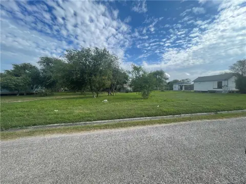 Residential Lot in Gregory, TX