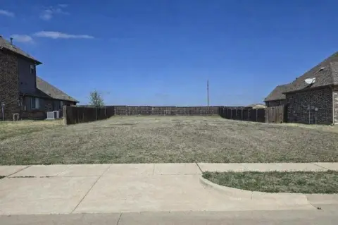 Vacant Lot in Sherman, TX