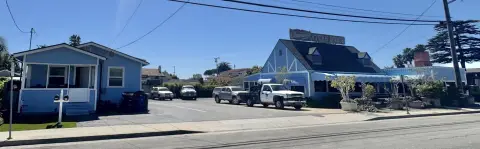 Mixed-Use Duplex and Restaurant
