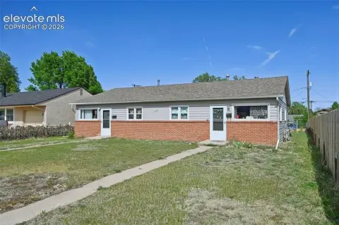 Colorado Springs Duplex with Garage