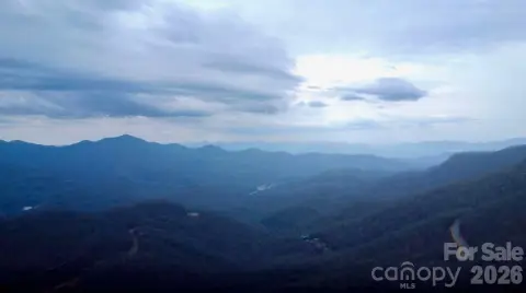 Hi-Mtn Land with Parkway Views