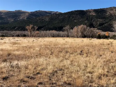 Salida Land Near National Forest