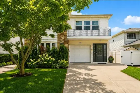 Updated Two-Family Home, New Springville