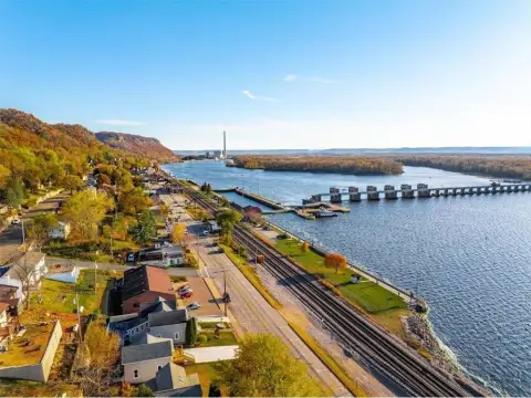 Mississippi River Bluff Land
