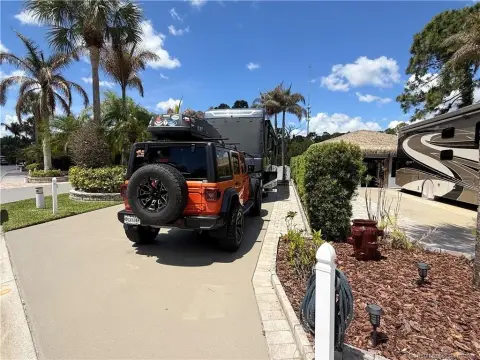 Oversized Lot Backing Preserve