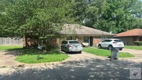 Income Duplex with Fenced Yard