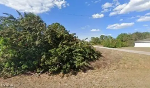 Lehigh Acres Corner Lot