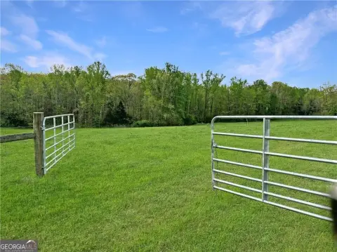 Estate Tract with Multiple Gated Entrances