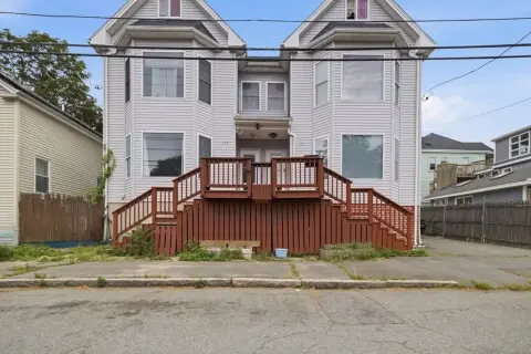 Townhouse-Style Duplex Income Property