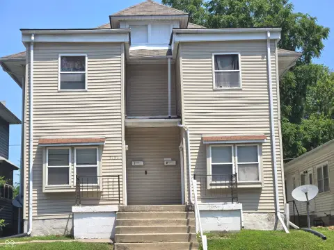 Duplex with Two 3BR Units