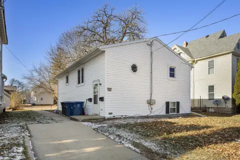 Spacious Oshkosh Duplex Investment