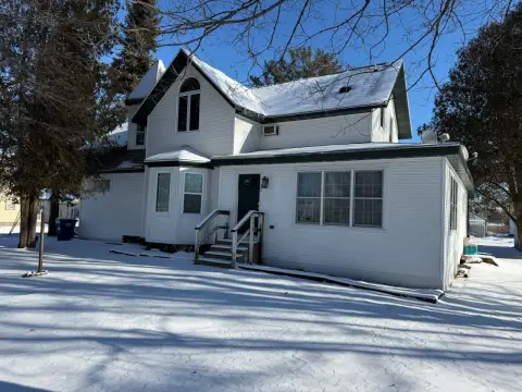 Marion Duplex with Income Potential