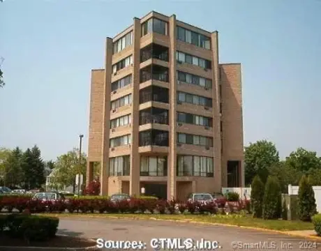 Remodeled Office Suites in Condominium