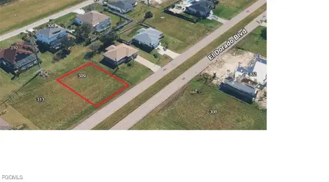 Residential Lot in Cape Coral
