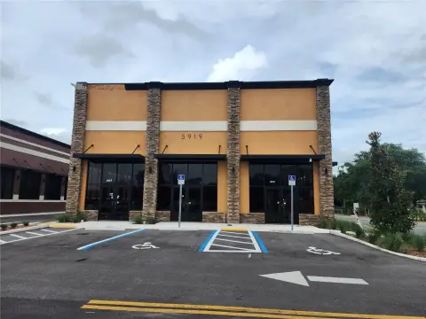 Orlando Retail Space with Drive-Through