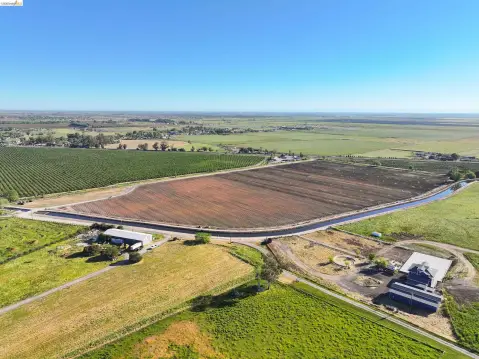 Irrigated Row-Crop Farmland