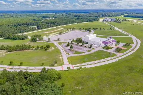Commercial Land with Public Utilities