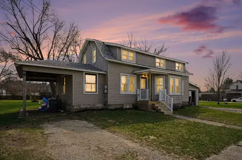Updated Duplex in Downtown Lawton