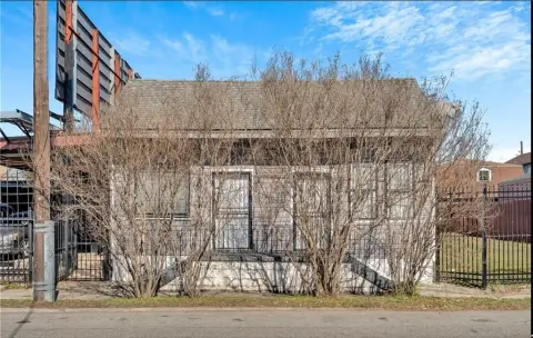 Mixed-Use Property with Duplex