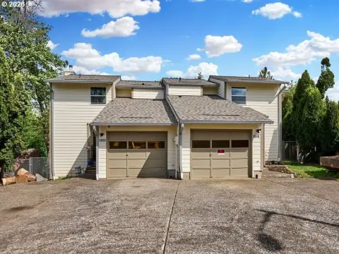 Well-Maintained Duplex in OregonCity