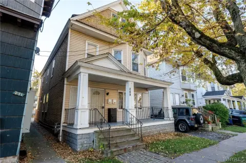 Duplex with In-Unit Laundry