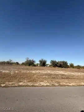 Oversized Canal Lot Available