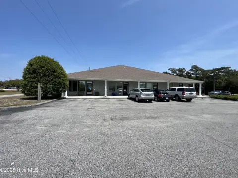 Business Zoned Office/Retail Suite