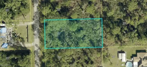 Land in Alva, Florida