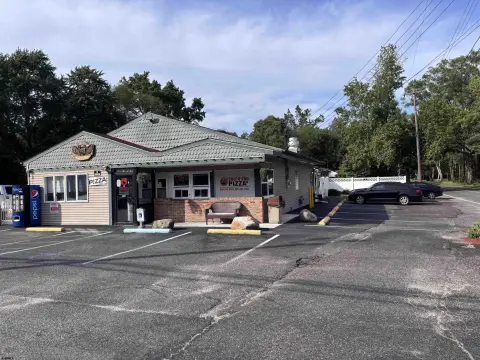 Turnkey Restaurant Opportunity on White