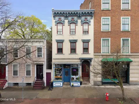 Mixed-Use Property in Center Square