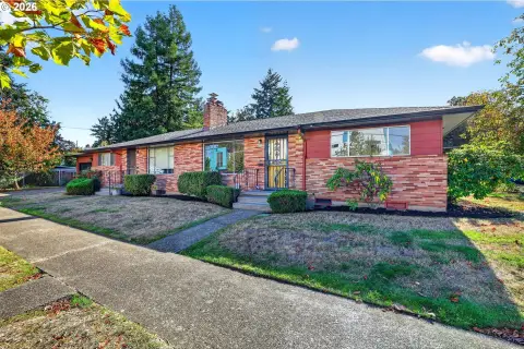 Duplex with Vintage Character