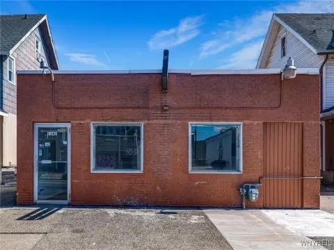 Mixed-Use Property with Private Parking