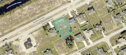 Residential Land in Cape Coral