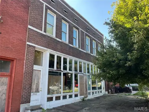 Mixed-Use Property in St Louis