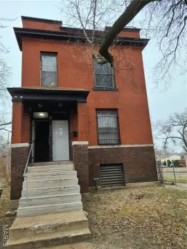 St. Louis Two-Family Brick Building