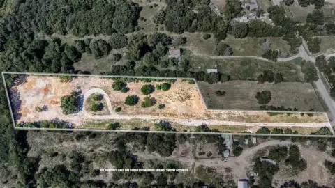 Residential Land in Dallas, TX