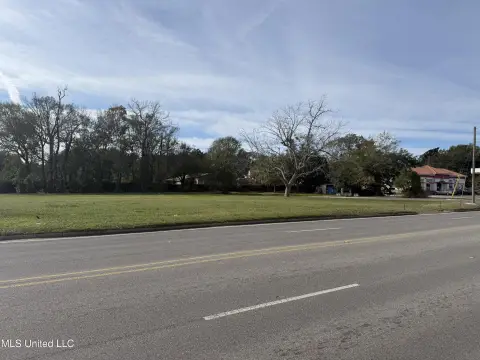 Pascagoula, MS Land Available