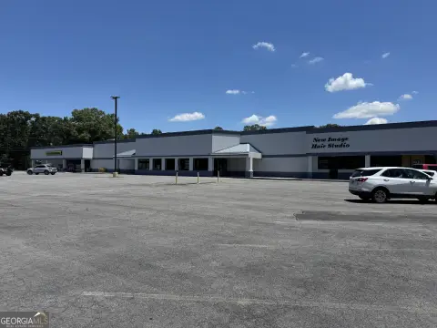 Strip Center on 5+ Acres
