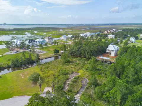 Canal-Front Waterfront Lot