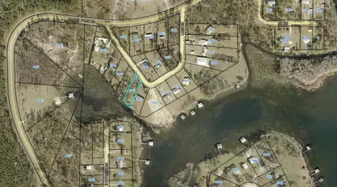 Waterfront Lot on Lake Seminole