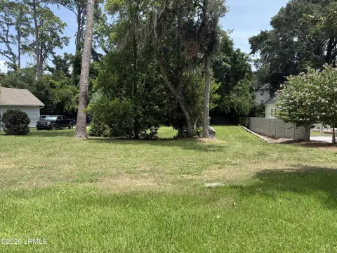 Buildable Homesite on Water Street