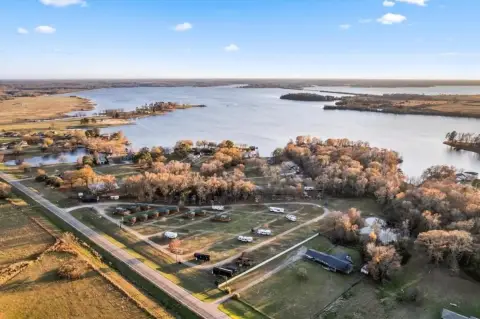 RV Park Near Lake Bob