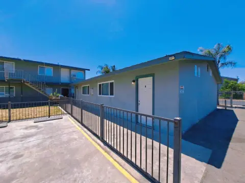 Remodeled 13-Unit Apartment Complex