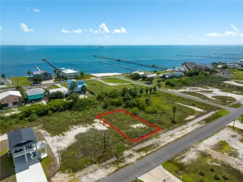 Coastal Lot Near Aransas Bay