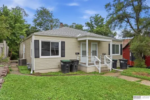3BR Duplex with Separate Meters