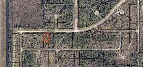Residential Land in Palm Bay